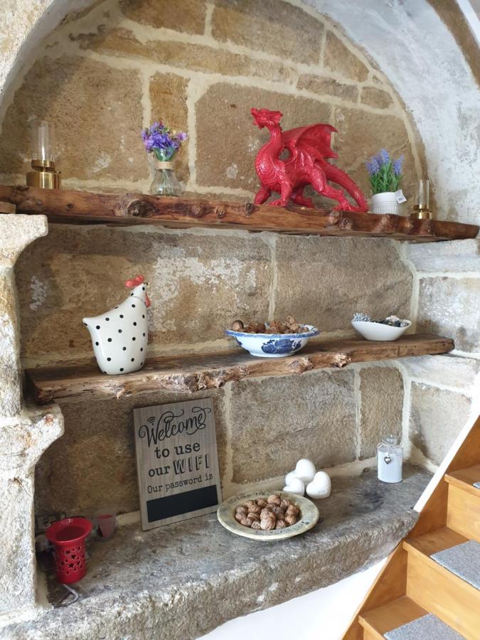 プリュモダン Le Petit Dragon Bed & Breakfast エクステリア 写真